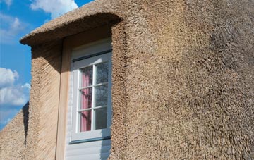 Winterbourne Bassett thatch roof disadvantages